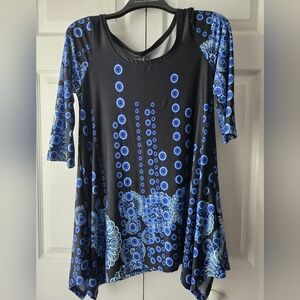 White Mark Black and Blue Floral Tunic